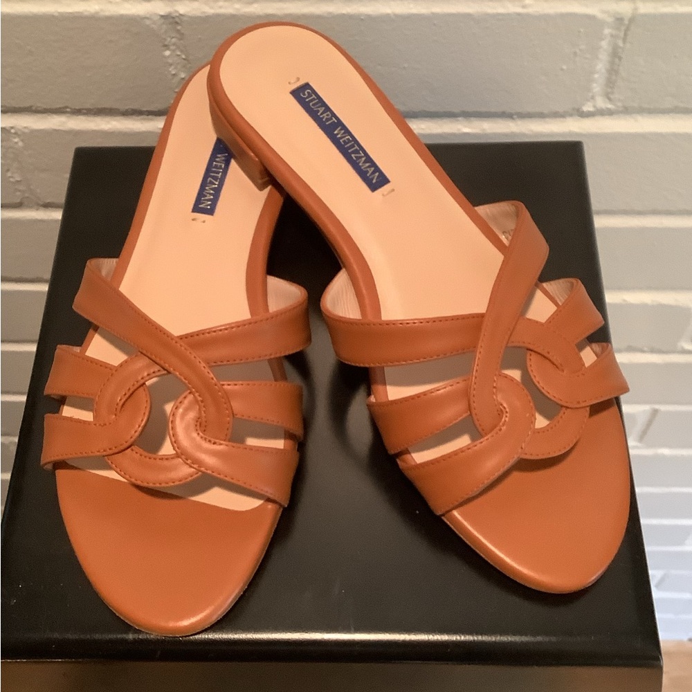 Stuart Weitzman Carmel Tone Cami Slide Sandals Size 7.5. NWT